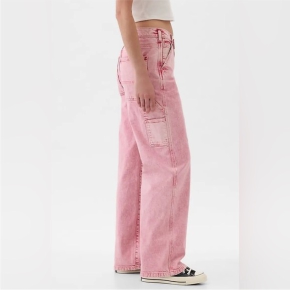 Gap midrise 90’s loose straight jeans. Great used condition- like new. - Picture 2 of 12